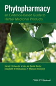 copertina di Phytopharmacy: An Evidence - Based Guide to Herbal Medicinal Products
