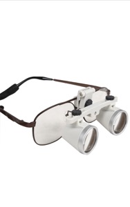 copertina di Occhiali binoculari 3,5 X - 420 mm