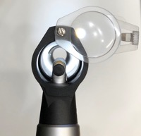 copertina di Otoscopio Heine Mini 3000 Luce convenzionale XHL Xenon Halogen Tecnology cod. D-001.70.210 Nero