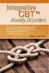 copertina di Integrative CBT for Anxiety Disorders: An Evidence - Based Approach to Enhancing ...