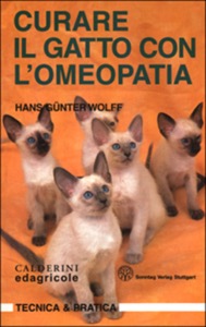 copertina di Curare il gatto con l' omeopatia