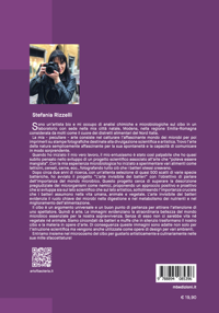 copertina di L' arte invisibile dei batteri - Un viaggio fotografico nel microcosmo del cibo tra ...