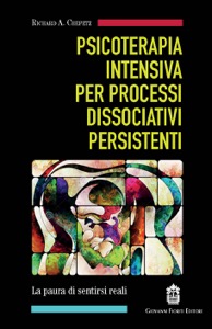 copertina di Psicoterapia intensiva per processi dissociativi persistenti