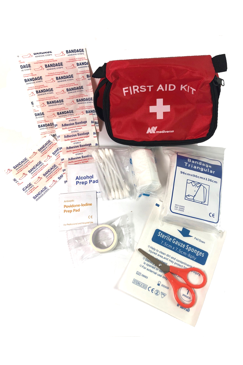 Kit di Pronto Soccorso portatile salva spazio . First Aid Kit 26 Pz.  Mediverso